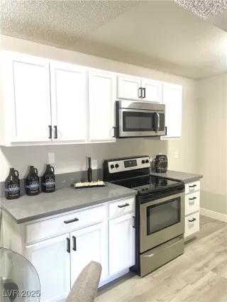 Browse active condo listings in MISSION RIDGE VILLAGE