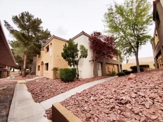 Photo #2: 2729577 Listing 