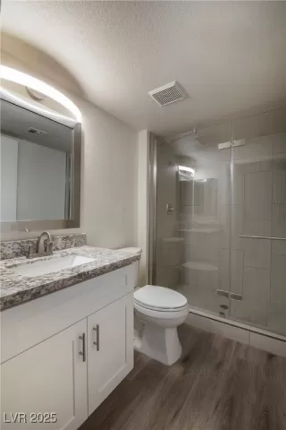 Photo #6: 2729597 Listing