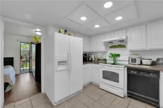 Photo #4: 2729620 Listing