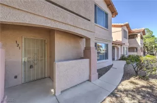 Photo #2: 2729622 Listing 