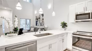 Photo #6: 2729627 Listing
