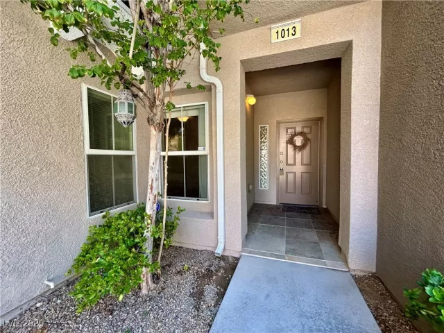 MLS: 2729629 Condo For Sale