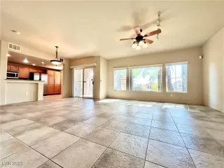 Photo #1: 2729629 Listing 