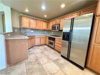 Photo #4: 2729629 Listing 