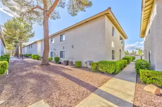 Photo #3: 2729680 Listing 