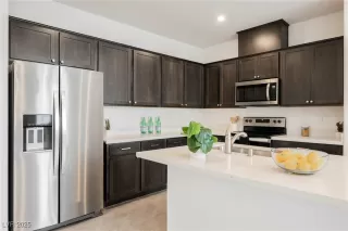 Photo #6: 2729686 Listing 