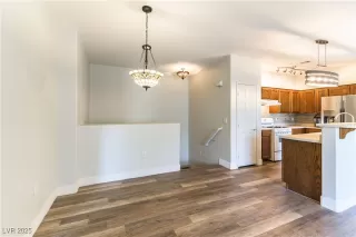 Photo #5: 2729688 Listing 