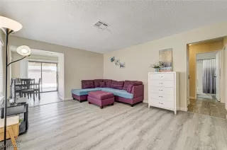 Photo #3: 2729694 Listing 