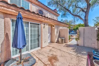 Photo #2: 2729705 Listing 