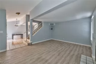 Photo #3: 2729705 Listing 