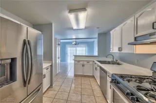 Photo #6: 2729705 Listing 