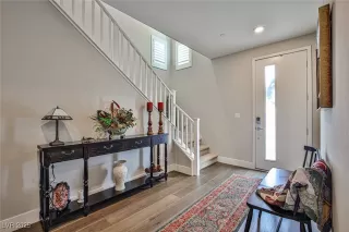 Photo #5: 2729717 Listing 