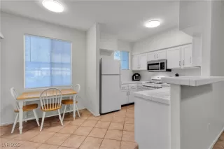 Photo #4: 2729724 Listing 