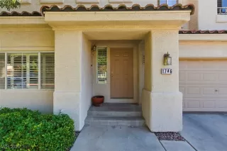 Photo #6: 2729727 Listing