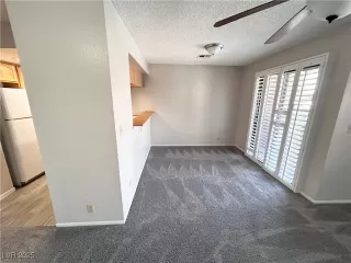 Photo #3: 2729731 Listing 