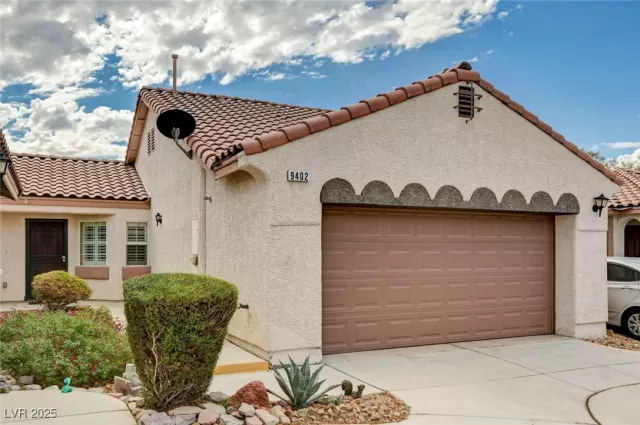 MLS: 2729733 Condo For Sale