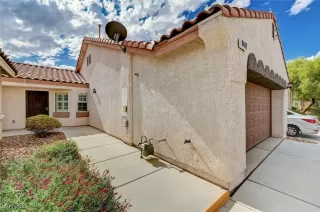 Photo #1: 2729733 Listing