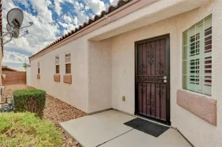 Photo #2: 2729733 Listing