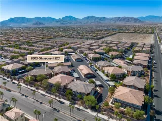 Photo #4: 2729737 Listing 