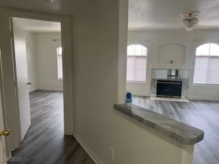 Photo #6: 2729745 Listing 