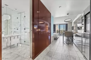 Photo #1: 2729749 Listing