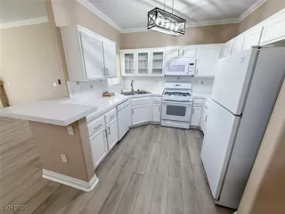 Photo #6: 2729776 Listing 