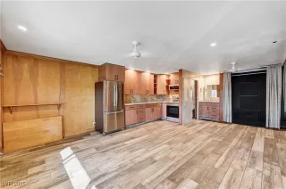 Photo #3: 2729810 Listing