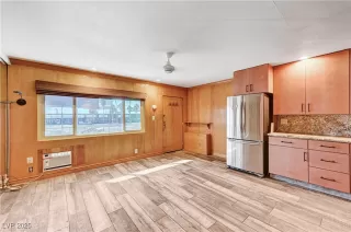 Photo #4: 2729810 Listing