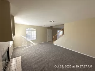 Photo #3: 2729818 Listing 