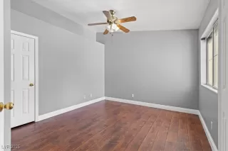 Photo #4: 2729819 Listing