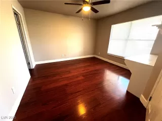 Photo #5: 2729825 Listing