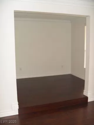 Photo #6: 2729833 Listing 