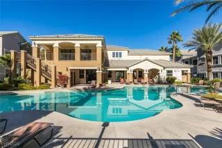 Photo #4: 2729834 Listing 