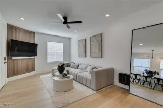 Photo #6: 2729834 Listing 