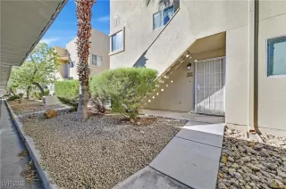 Photo #1: 2729887 Listing