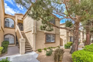 Photo #1: 2729897 Listing