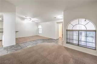 Photo #6: 2729897 Listing