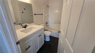 Photo #1: 2729940 Listing