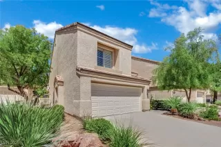 Photo #2: 2729942 Listing 