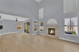 Photo #4: 2729942 Listing 