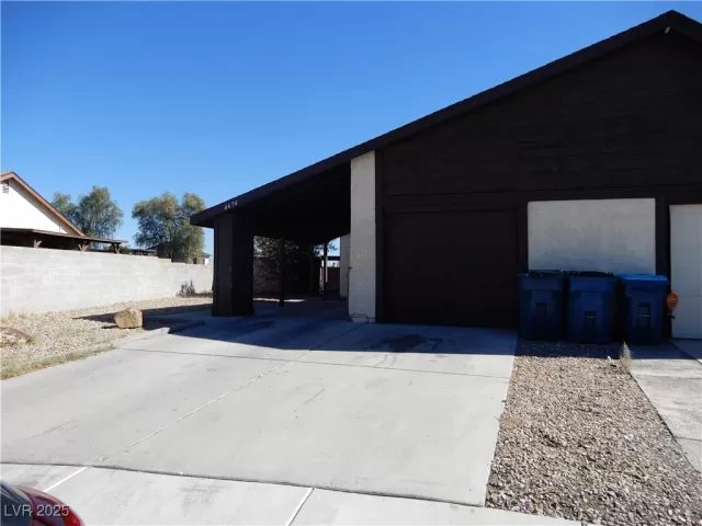 MLS: 2729943 Condo For Sale