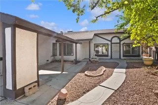 Photo #3: 2729948 Listing 