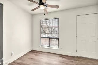 Photo #4: 2729974 Listing