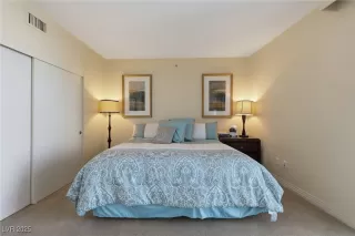 Photo #3: 2729986 Listing