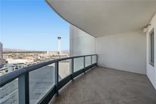 Photo #6: 2729986 Listing