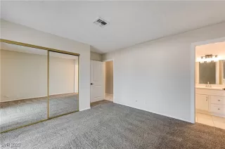 Photo #6: 2730001 Listing