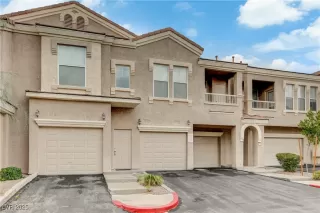 Photo #2: 2730004 Listing 