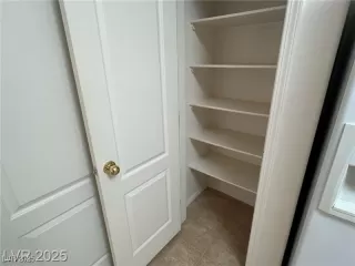 Photo #5: 2730049 Listing 