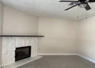 Photo #2: 2730059 Listing 